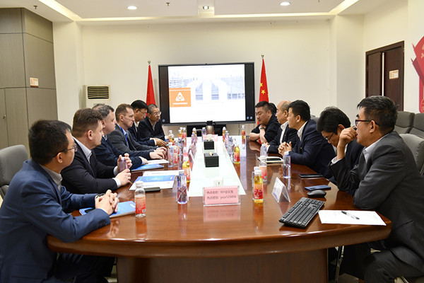 1683789984184917.jpg 1682047353193749.jpg